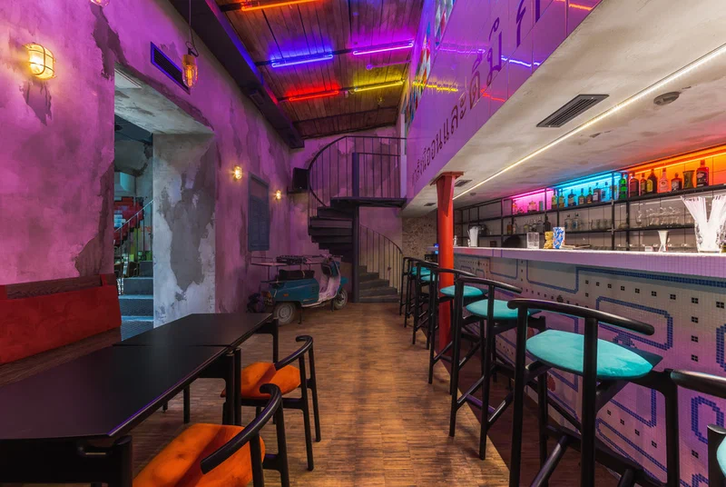 Neon Monkey