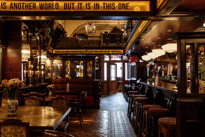 Abbey players pub